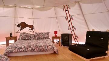 Фото номера Indian Tipi Кемпинги Doolin Glamping г. Дулин 4