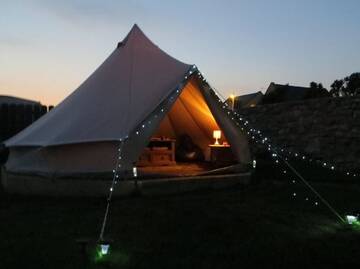 Фото номера Семейный шатер Кемпинги Doolin Glamping г. Дулин 29