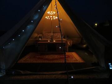 Фото номера Семейный шатер Кемпинги Doolin Glamping г. Дулин 30