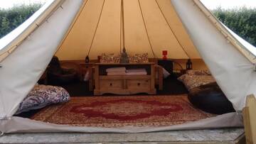 Фото номера Семейный шатер Кемпинги Doolin Glamping г. Дулин 25