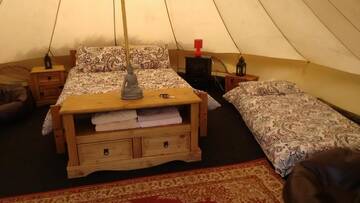 Фото номера Семейный шатер Кемпинги Doolin Glamping г. Дулин 33