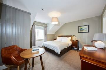 Фото номера Улучшенный двухместный номер с 1 кроватью Отель Doolin Inn г. Дулин 2