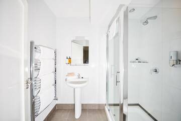 Фото номера Стандартный двухместный номер с 1 кроватью Отель Doolin Inn г. Дулин 5