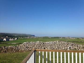 Фото Отели типа «постель и завтрак» Doolin View B&amp;B г. Дулин 4