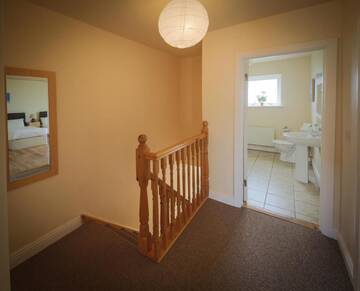 Фото номера Doolin Town Centre Bungalow Дома для отпуска Doolin Village Lodges г. Дулин 22
